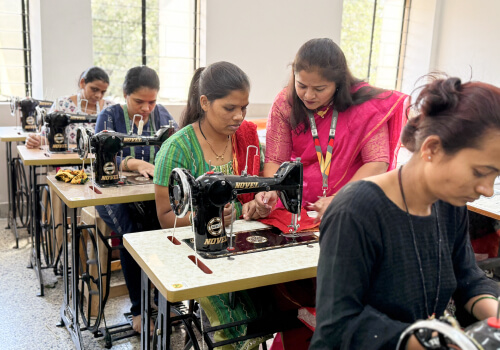 mnvti-dress-designing